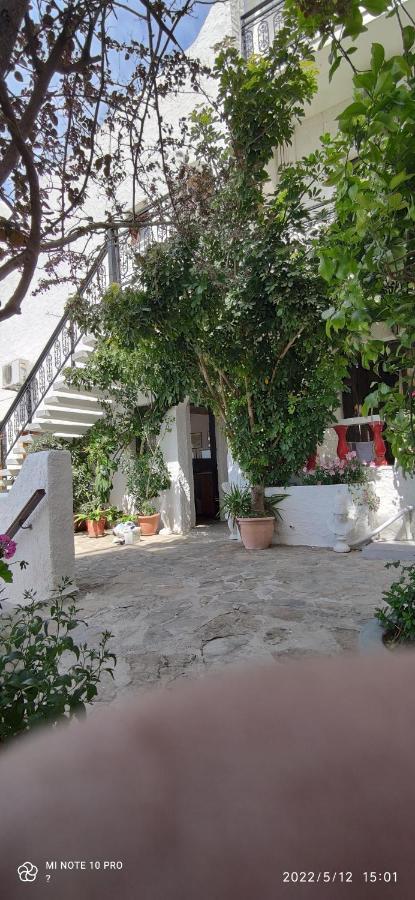 Odysseas Hotel Samos Exterior foto
