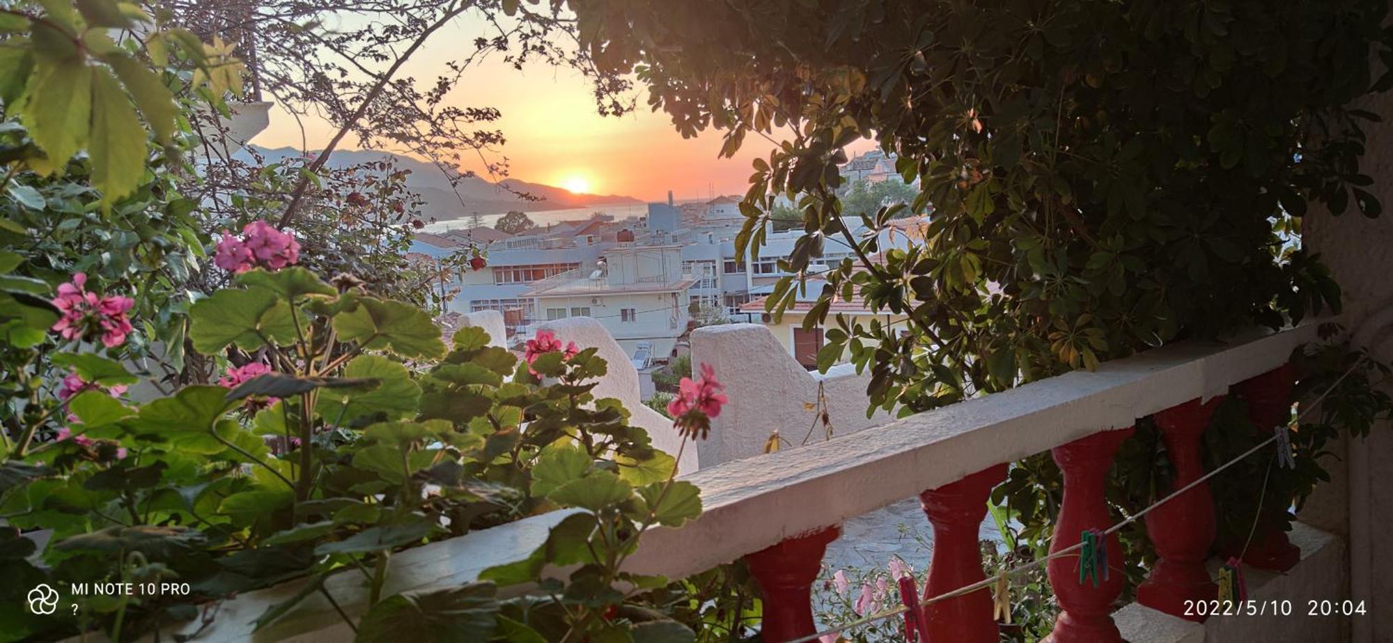 Odysseas Hotel Samos Exterior foto